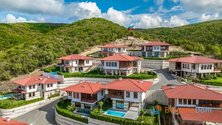 Ökodorf Venid. Foto des Komplexes 1 Ökodorf Venid. Foto des Komplexes 1