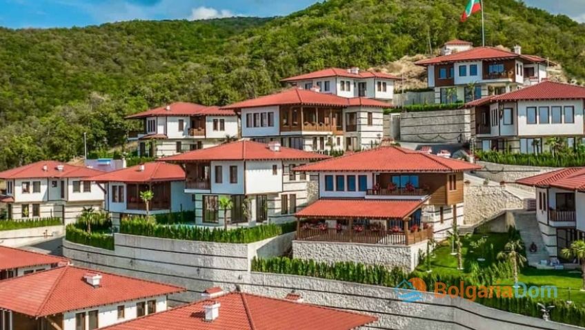 Ökodorf Venid. Foto des Komplexes 2 Ökodorf Venid. Foto des Komplexes 2