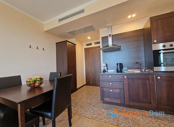 двокімнатну квартиру в Barceló Royal Beach на Сонячному березі. Фото 3