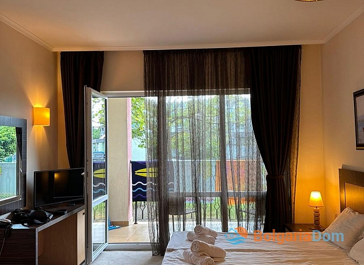 Просторная студия на первой линии . Фото 6