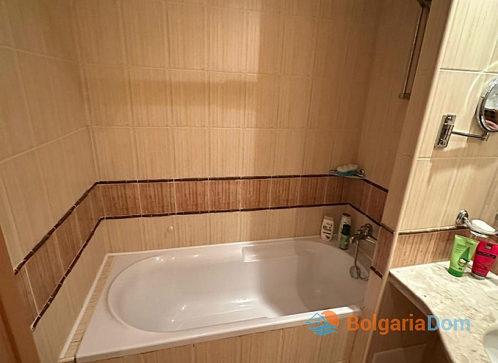 Просторная студия на первой линии . Фото 7