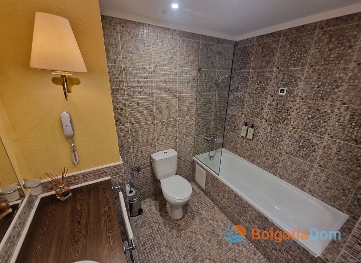 двокімнатну квартиру в Barceló Royal Beach на Сонячному березі. Фото 12