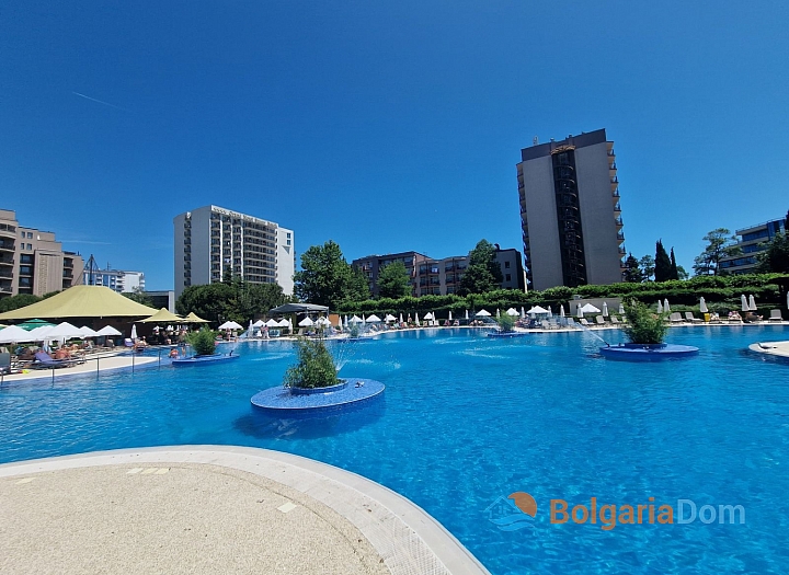 двокімнатну квартиру в Barceló Royal Beach на Сонячному березі. Фото 16