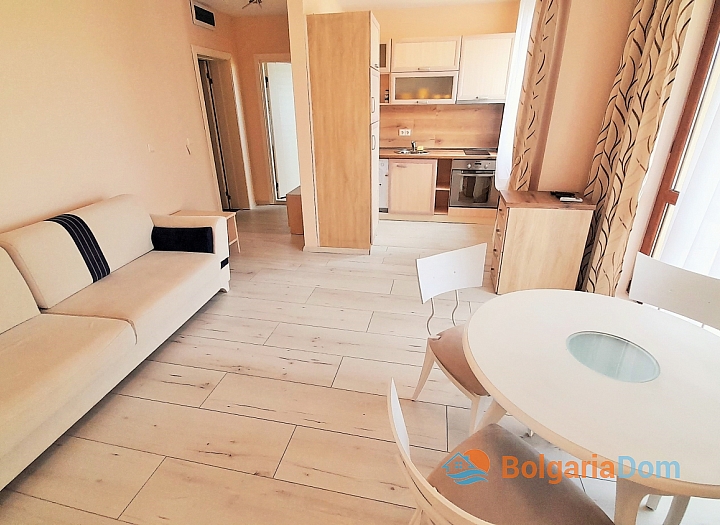 Хорошая двухкомнатная квартира на Солнечном берегу в рассрочку. Фото 4 Хорошая двухкомнатная квартира на Солнечном берегу в рассрочку. Фото 4