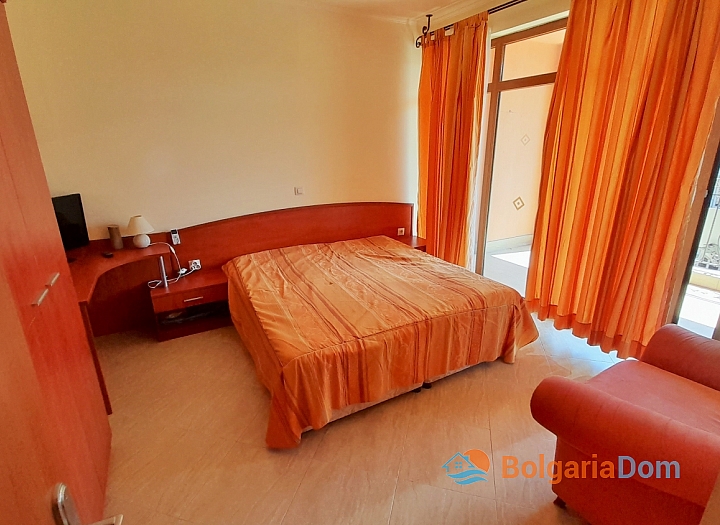 Velký byt s výbornou lokalitou. Foto 11