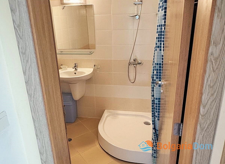 Eine gemütliche Wohnung in einer ausgezeichneten Anlage mit günstiger Lage. Foto 10