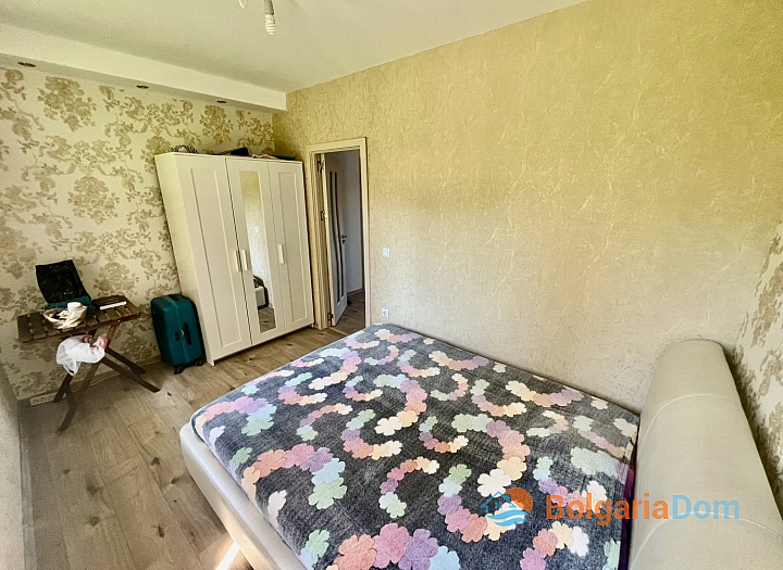 Spacious three-room apartment in Ravda. Photo 8