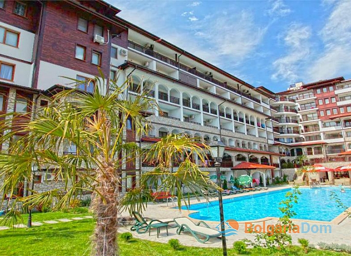 Przestronne studio z widokiem na basen i morze, 50 m od plaży. Zdjęcie 5