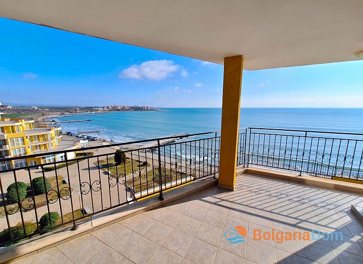 Трехкомнатная квартира с шикарным видом на море на первой линии. Фото 12