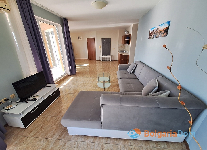 Квартира с панорамным видом на море на первой линии. Фото 13