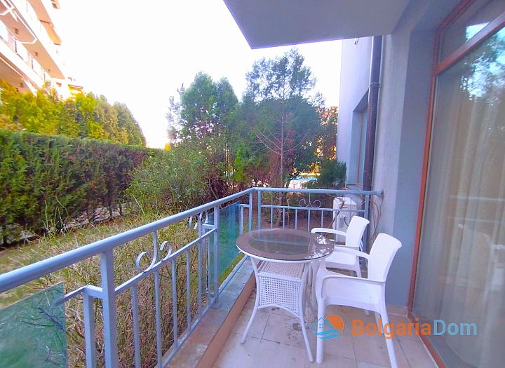 Apartament z trawnikiem w drugiej linii od morza. Zdjęcie 7