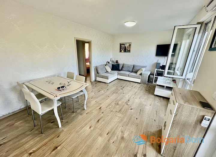 Spacious three-room apartment in Ravda. Photo 12