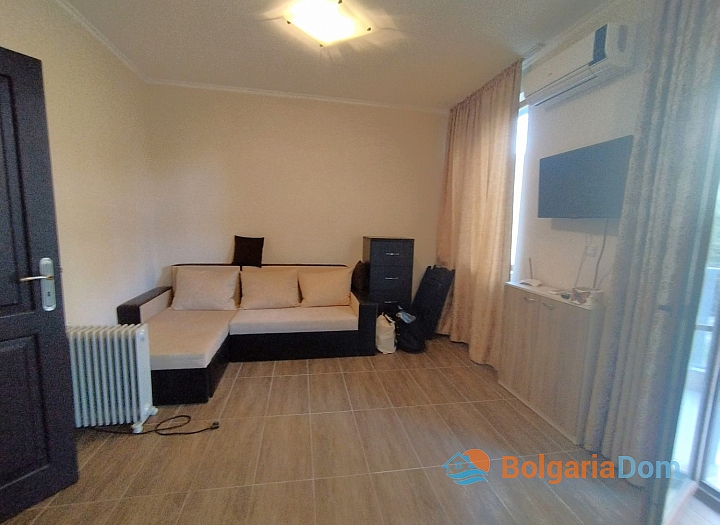 Apartament z trawnikiem w drugiej linii od morza. Zdjęcie 15