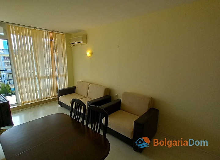 Отличная студия в центре Солнечного берега . Фото 4