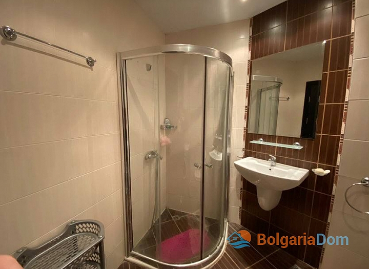 Large two-room apartment in the Burgas quarter. Photo 9