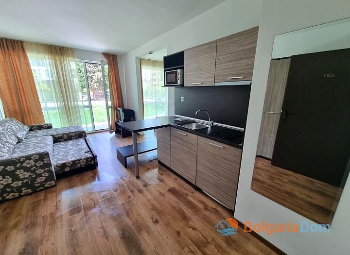 Apartment in the Burgas quarter 350 meters from the sea. Photo 2