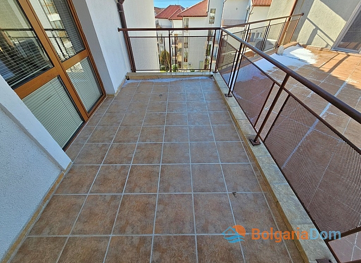 Vynikající apartmán s výhledem na moře a parkováním v centru Sveti Vlas. Foto 14