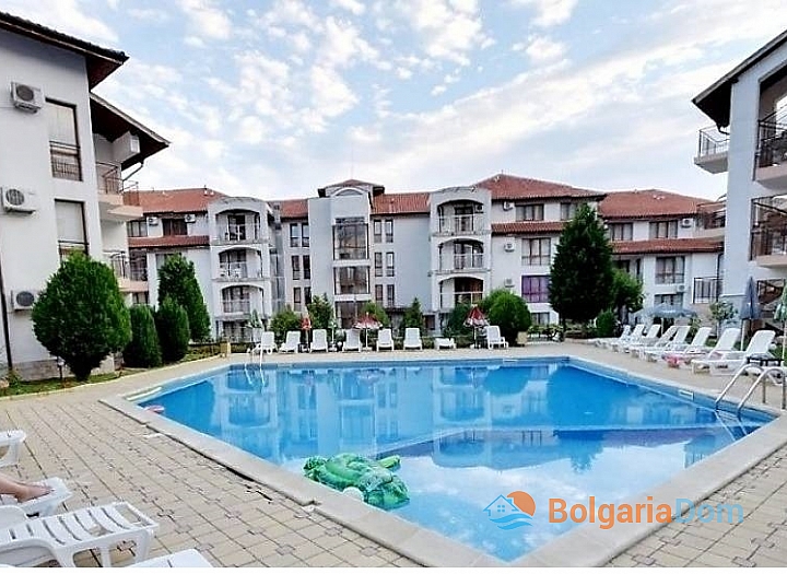Vynikající apartmán s výhledem na moře a parkováním v centru Sveti Vlas. Foto 5