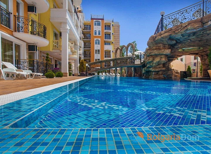 Роскошный трехкомнатный апартамент в центральной части Солнечного берега. Фото 20 Роскошный трехкомнатный апартамент в центральной части Солнечного берега. Фото 20