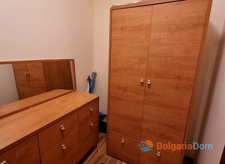 Geräumige möblierte Wohnung in Nessebar. Foto 19