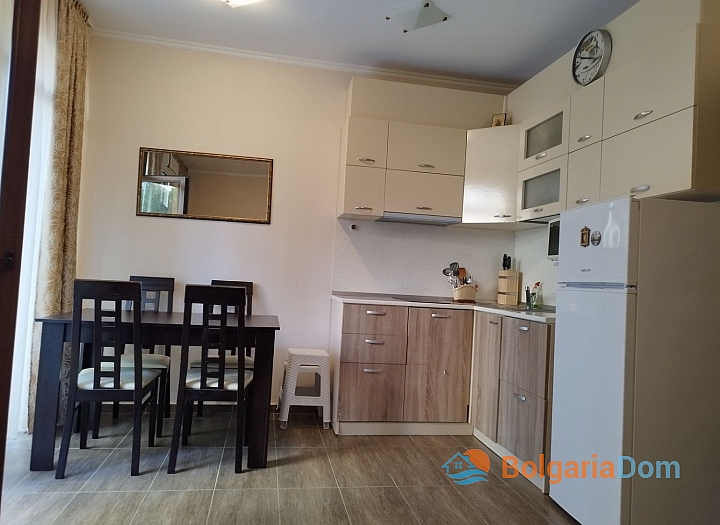 Apartament z trawnikiem w drugiej linii od morza. Zdjęcie 10