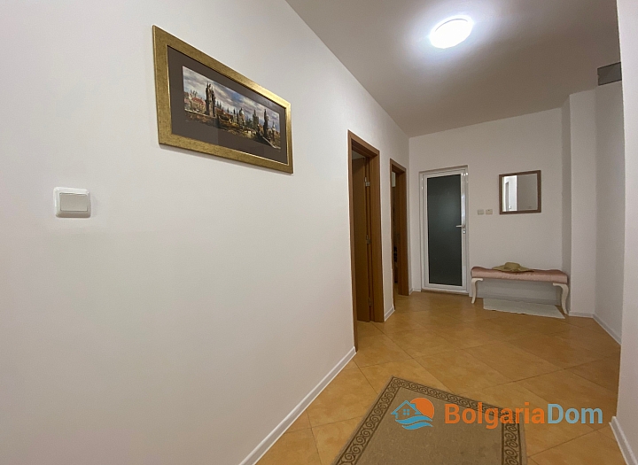 Просторная трехкомнатная квартира . Фото 18
