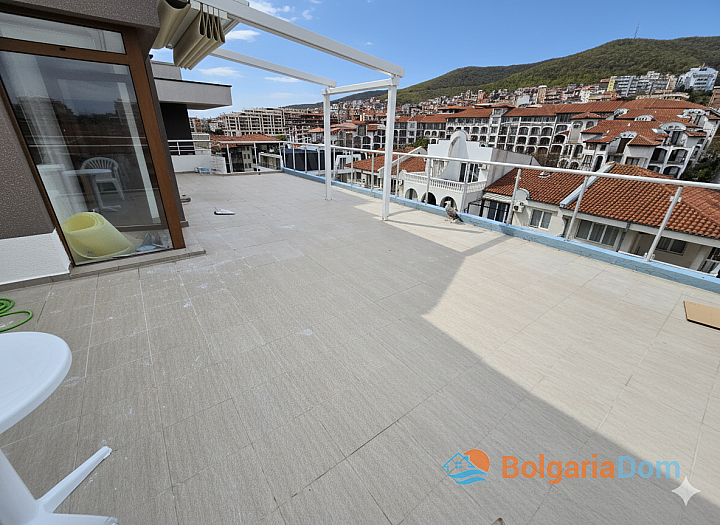 Apartmán s výhledem na moře a luxusní terasou v centru Sveti Vlas. Foto 14 Apartmán s výhledem na moře a luxusní terasou v centru Sveti Vlas. Foto 14