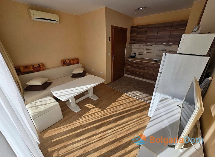 Apartment mit Meerblick in einer Luxusanlage in erster Strandreihe. Foto 2