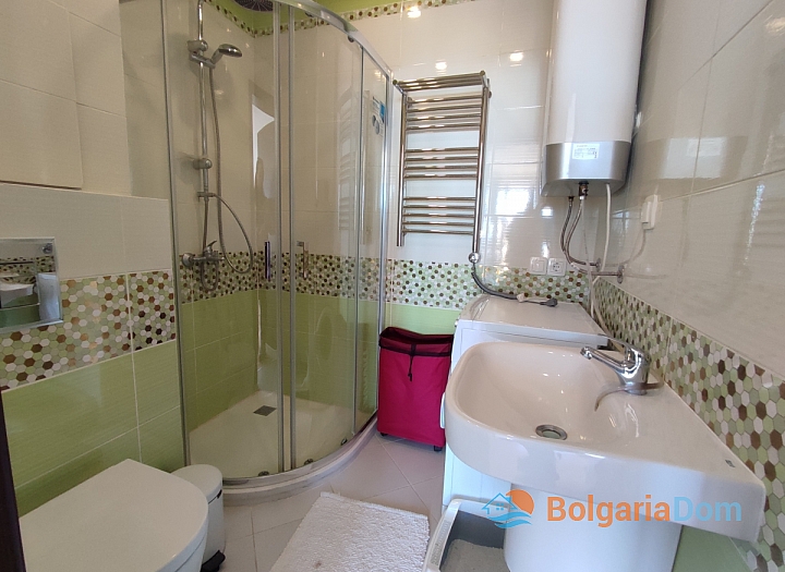 Moderne Dreizimmerwohnung im Herzen von Sveti Vlas. Foto 16