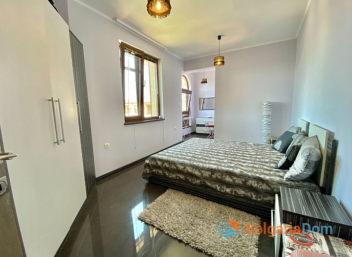 Mezonetový apartmán se 4 ložnicemi v komplexu Esteban. Foto 15