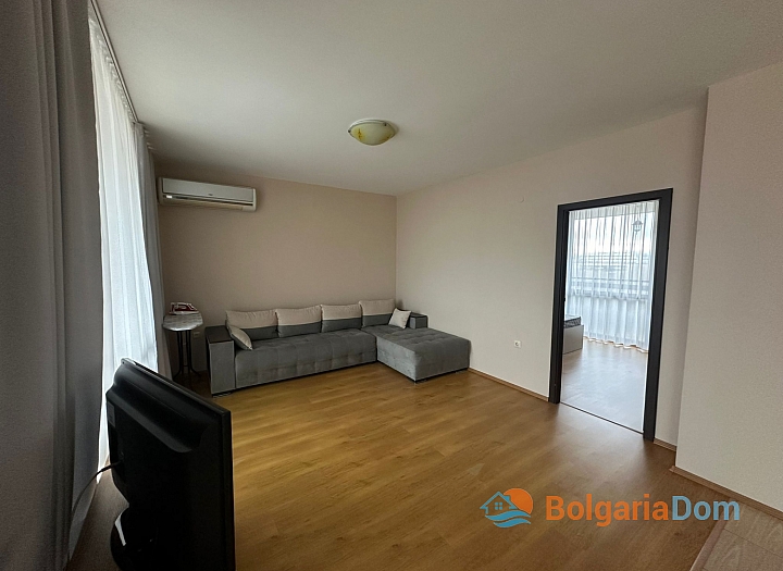 Apartment mit zwei Schlafzimmern in Nessebar. Foto 17