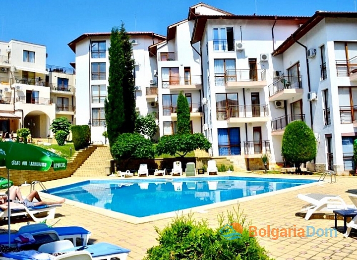 Vynikající apartmán s výhledem na moře a parkováním v centru Sveti Vlas. Foto 4