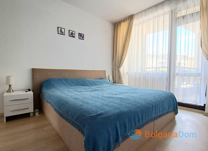 Beautiful two-room apartment 300 meters from the beach. Photo 2
