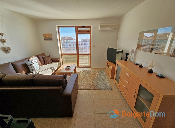 Vynikající apartmán s výhledem na moře a parkováním v centru Sveti Vlas. Foto 7