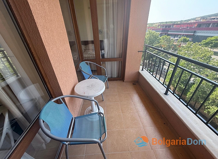 Spacious apartment with sea view in a large complex. Photo 18