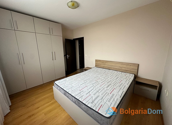 Apartment mit zwei Schlafzimmern in Nessebar. Foto 7