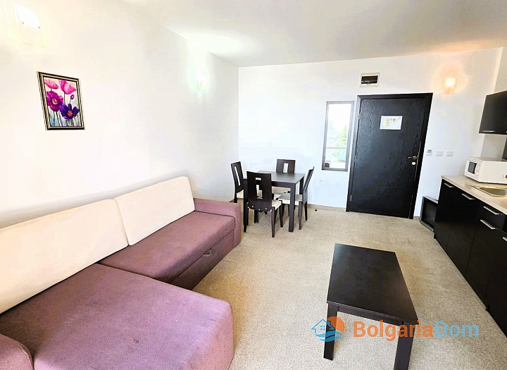 Doskonały apartament z dwiema sypialniami i widokiem na morze w Burgas. Zdjęcie 2