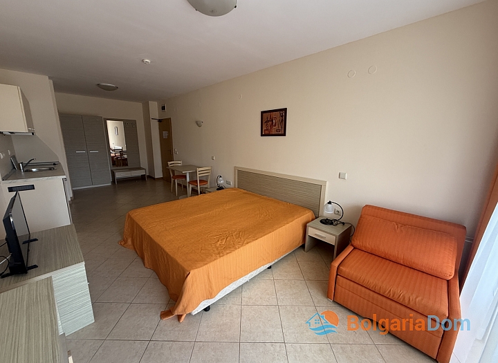 Затишна студія в Royal Sun. Фото 1