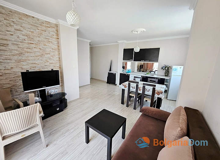 Two-room apartment 400 meters from the beach. Photo 3