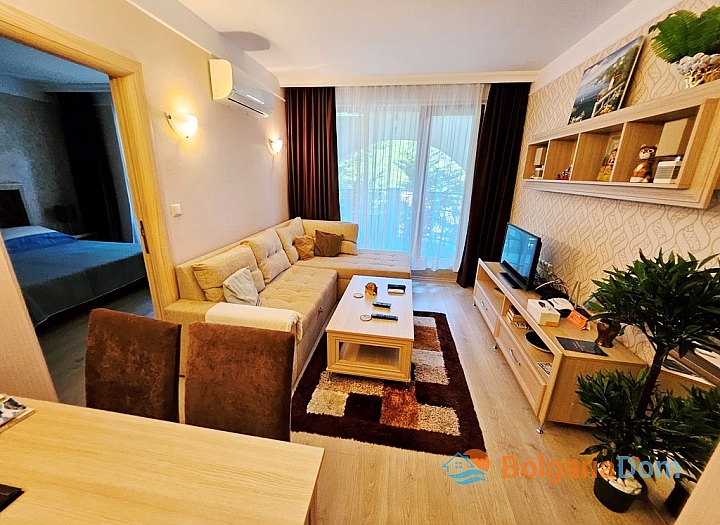 Dvoupokojový apartmán v luxusním komplexu 700 metrů od moře. Foto 14