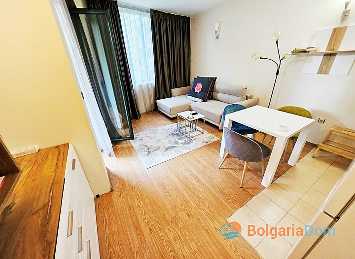 Apartament dwupokojowy 400 metrów od morza. Zdjęcie 4