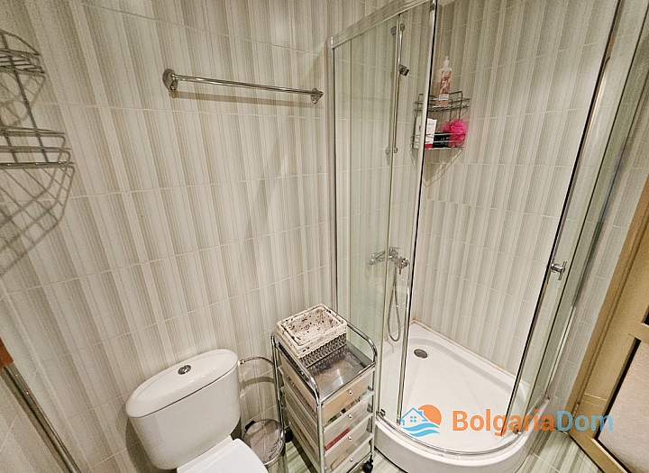 Apartament dwupokojowy 400 metrów od morza. Zdjęcie 19