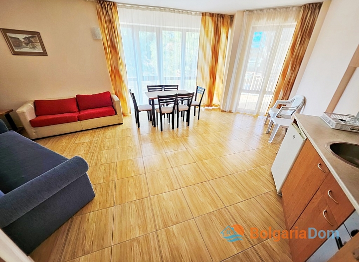 Spacious apartment 600 meters from the beach. Photo 14