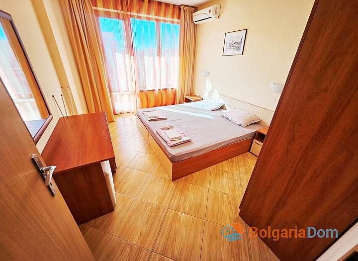 Spacious apartment 600 meters from the beach. Photo 4