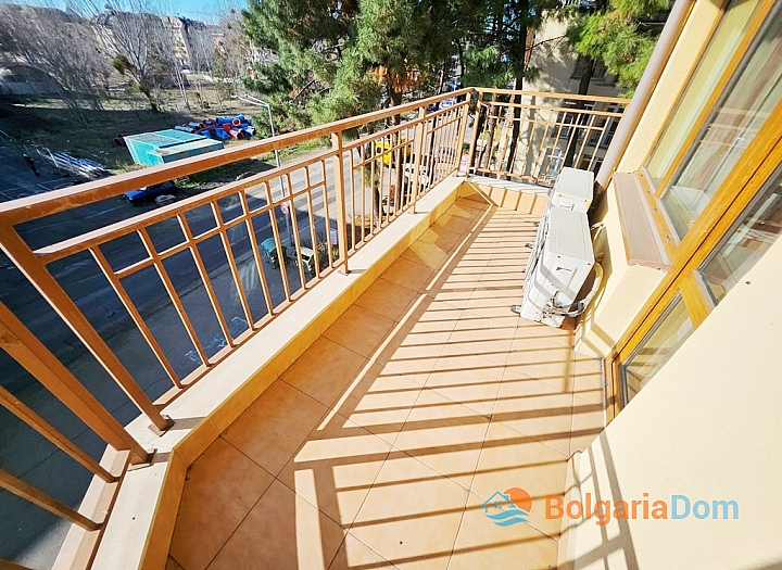 Spacious apartment 600 meters from the beach. Photo 8