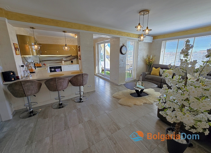 Шикарная квартира в центре Солнечного Берега. Фото 11