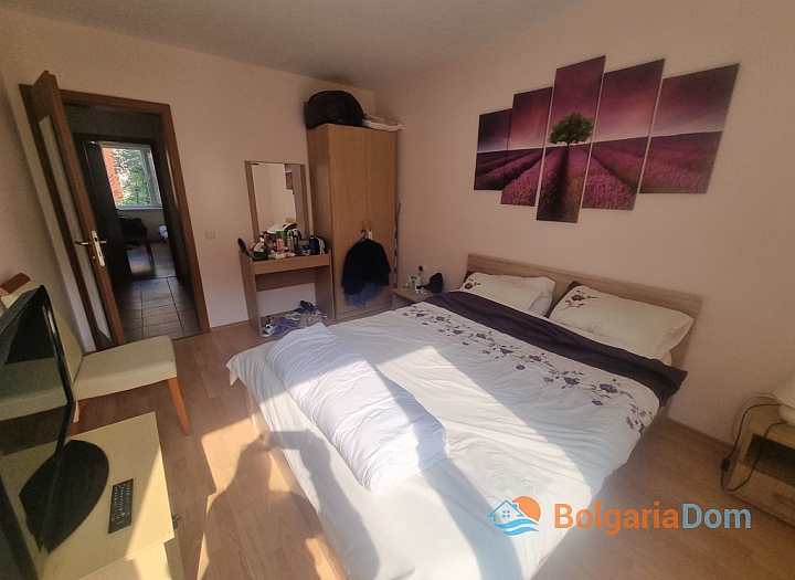 Dvoupokojový byt ve velkém rodinném komplexu. Foto 5