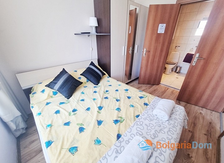 Three-room apartment with pool view in excellent complex. Photo 7
