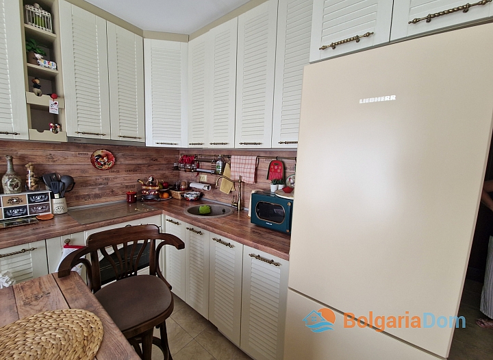 Neu möblierte Wohnung in einer schönen Anlage. Foto 11