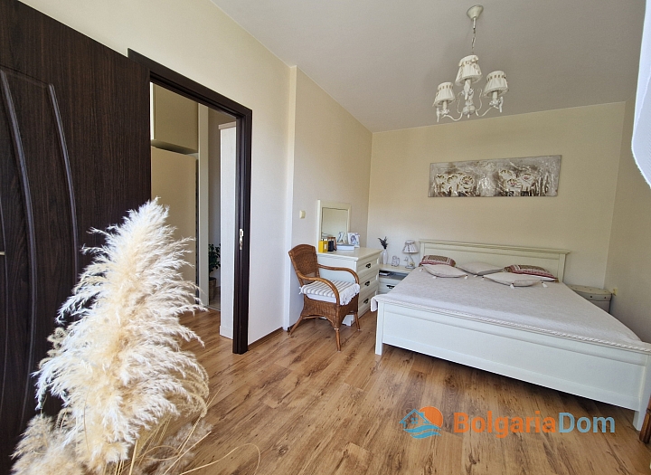 Neu möblierte Wohnung in einer schönen Anlage. Foto 15